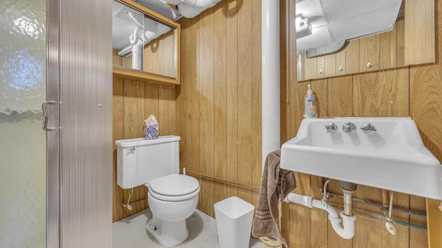 212 Fond du Lac AVENUE, Sheboygan Falls, WI 53085