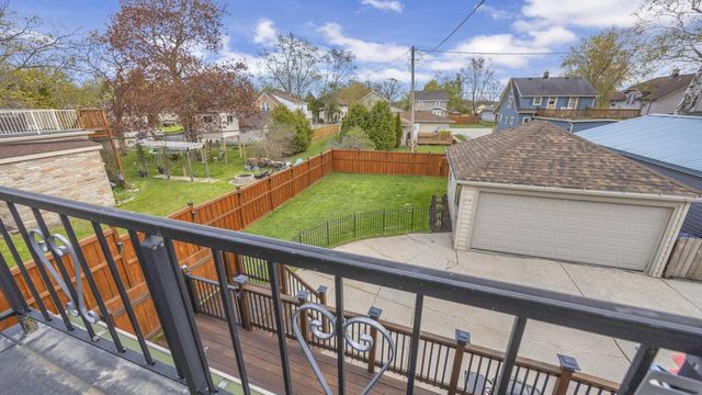 212 Fond du Lac AVENUE, Sheboygan Falls, WI 53085