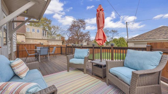 212 Fond du Lac AVENUE, Sheboygan Falls, WI 53085