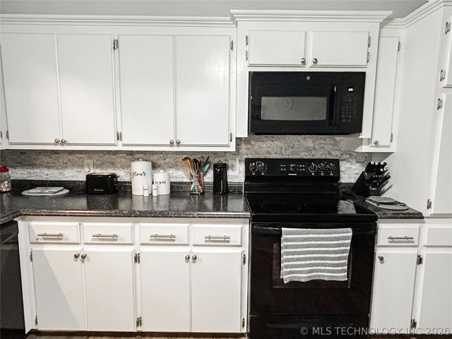 115411 S 4192 Road, Checotah, OK 74426