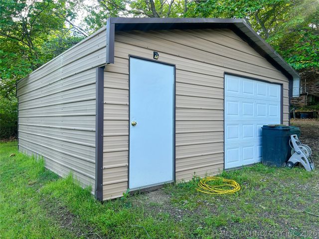 115411 S 4192 Road, Checotah, OK 74426