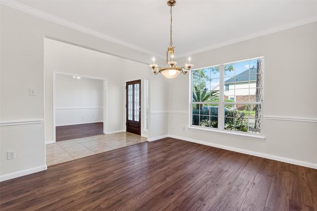 3618 Miraglen Drive, Pearland, TX 77584