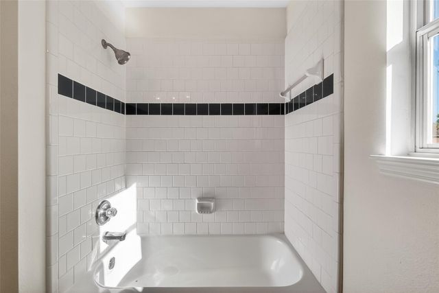 3618 Miraglen Drive, Pearland, TX 77584