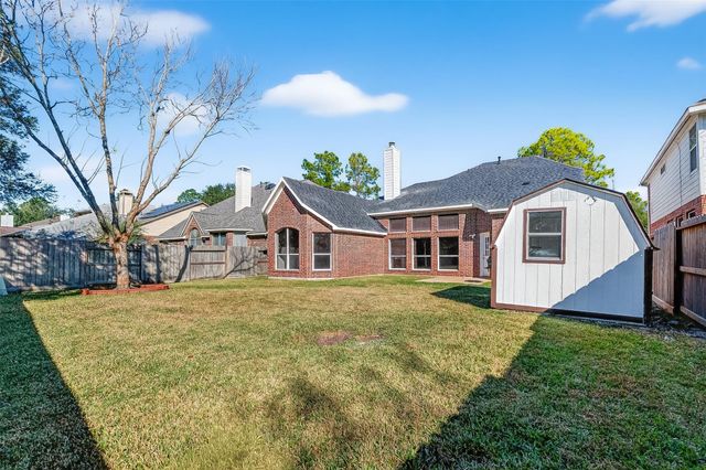 3618 Miraglen Drive, Pearland, TX 77584