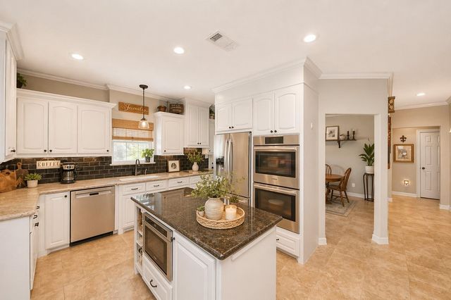 2685 Fm 1409, Dayton, TX 77535