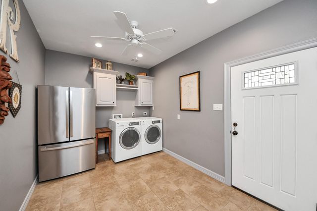 2685 Fm 1409, Dayton, TX 77535