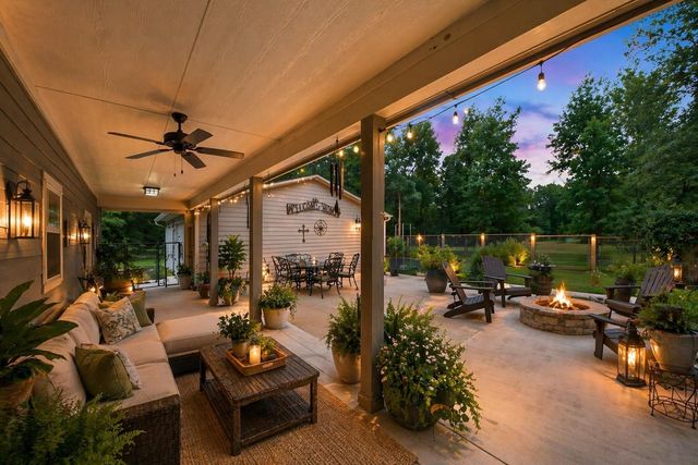 2685 Fm 1409, Dayton, TX 77535