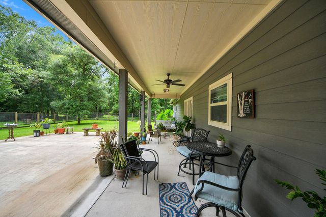 2685 Fm 1409, Dayton, TX 77535