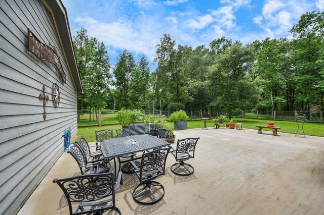 2685 Fm 1409, Dayton, TX 77535