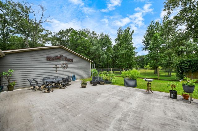 2685 Fm 1409, Dayton, TX 77535