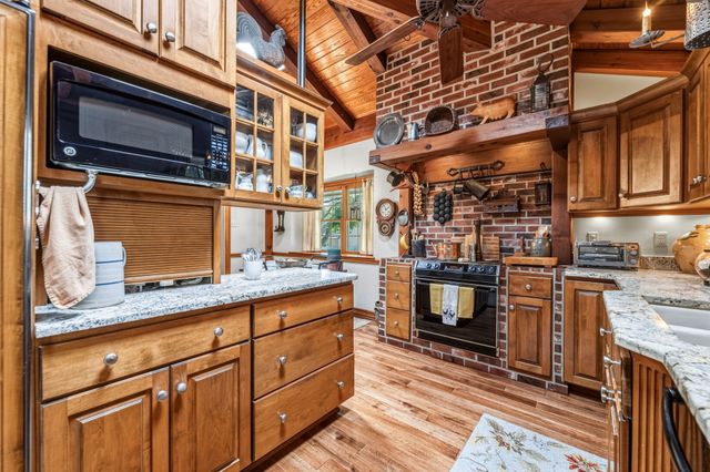 713 Laguna Drive, Richardson, TX 75080