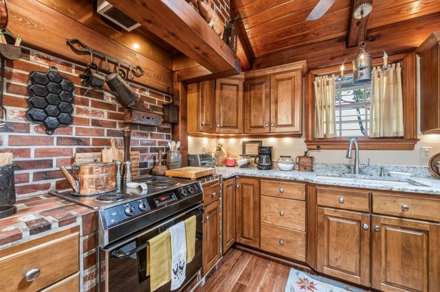 713 Laguna Drive, Richardson, TX 75080