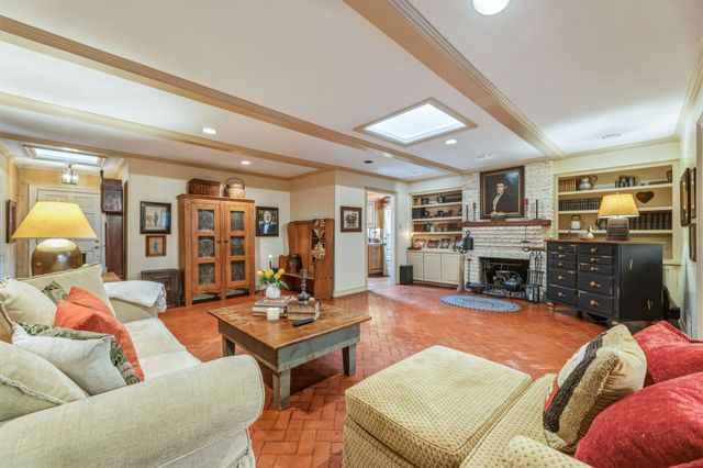 713 Laguna Drive, Richardson, TX 75080