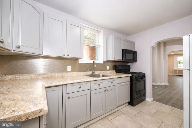 553 N GROSS ST, Philadelphia, PA 19151