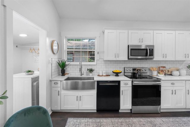 415 W AMELIA AVENUE, Tampa, FL 33602
