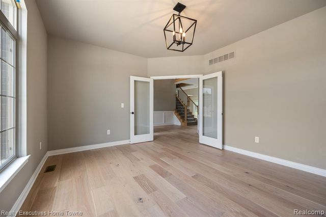 11948 Encore Court, Shelby Twp, MI 48315