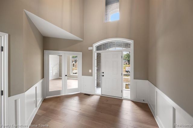 11948 Encore Court, Shelby Twp, MI 48315