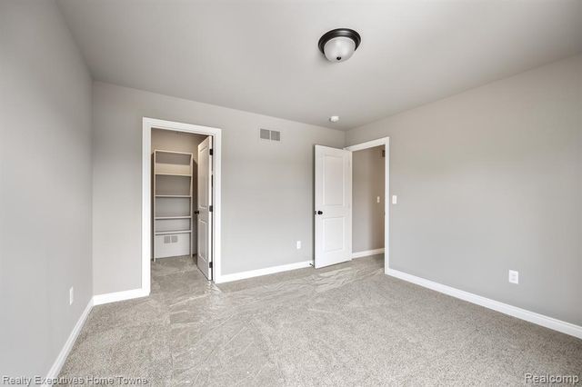 11948 Encore Court, Shelby Twp, MI 48315