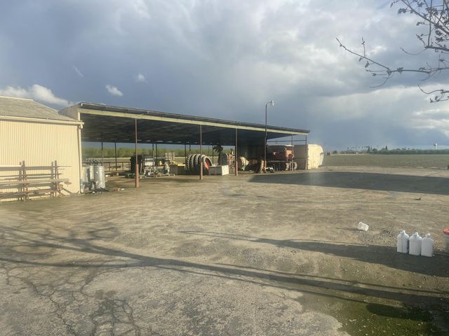 18925 Ave 168, Porterville, CA 93257