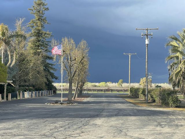 18925 Ave 168, Porterville, CA 93257