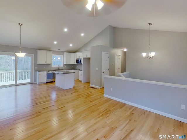 22 South Street, Brooklyn, CT 06234