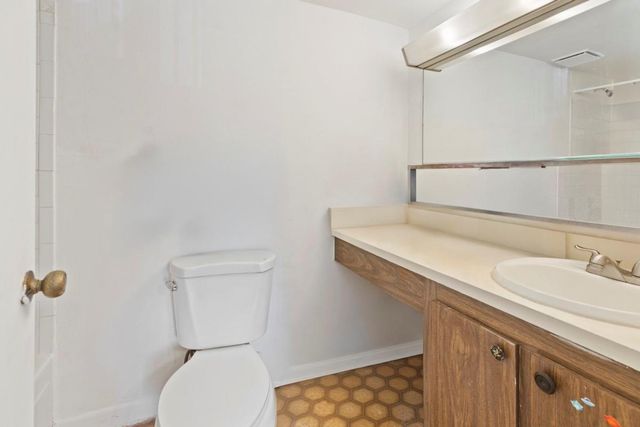 10762 La Placida Drive 7-106, Coral Springs, FL 33065