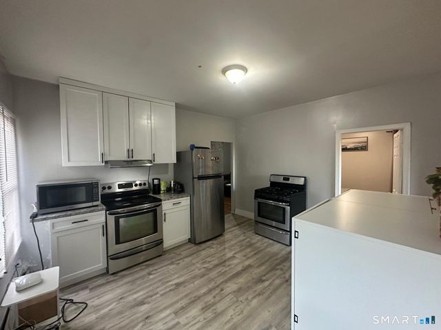 4 Foster Court, Meriden, CT 06451