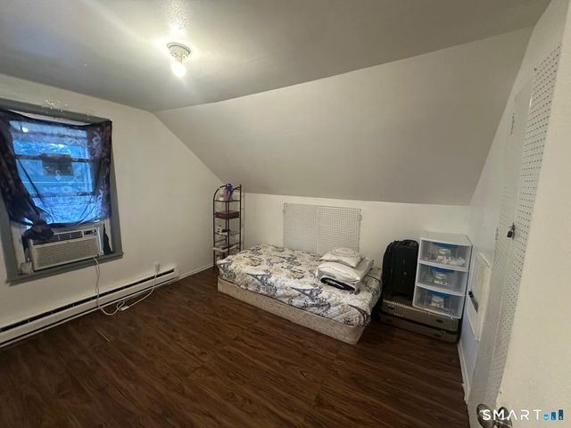 4 Foster Court, Meriden, CT 06451