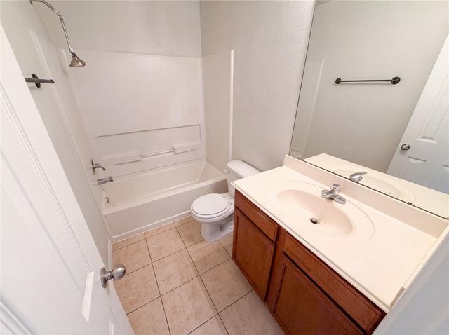 907 Amaryllis Road, Baytown, TX 77521