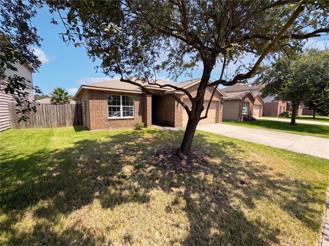907 Amaryllis Road, Baytown, TX 77521