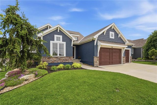16905 Bradshaw Street, Overland Park, KS 66221