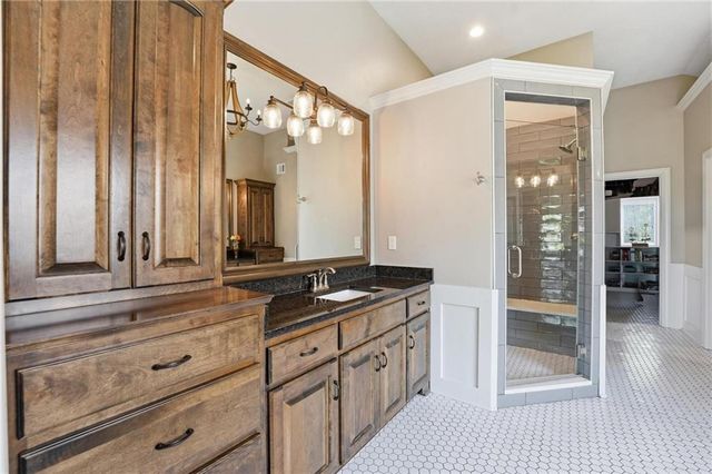 16905 Bradshaw Street, Overland Park, KS 66221