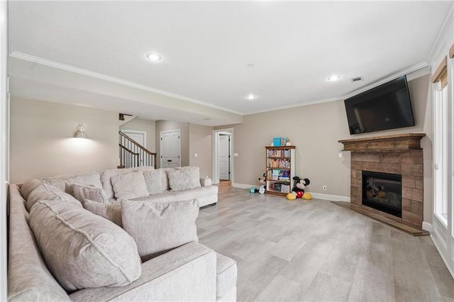 16905 Bradshaw Street, Overland Park, KS 66221