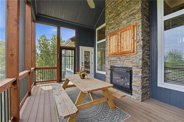 16905 Bradshaw Street, Overland Park, KS 66221