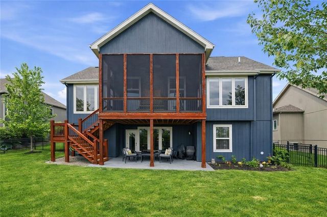 16905 Bradshaw Street, Overland Park, KS 66221
