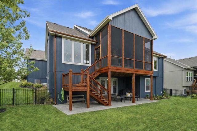 16905 Bradshaw Street, Overland Park, KS 66221