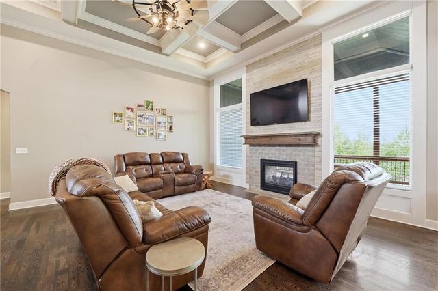 16905 Bradshaw Street, Overland Park, KS 66221