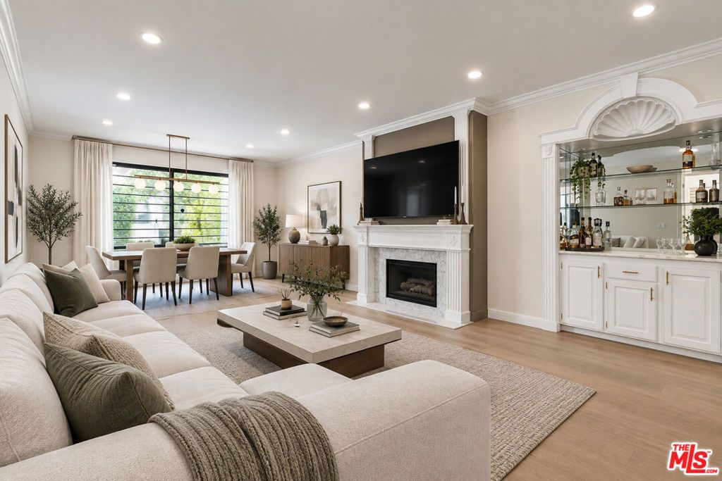 14923 Moorpark Street 101, Sherman Oaks, CA 91403 — photo 2