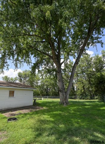 5040 Wilshire Boulevard, Lincoln, NE 68504