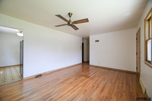 5040 Wilshire Boulevard, Lincoln, NE 68504