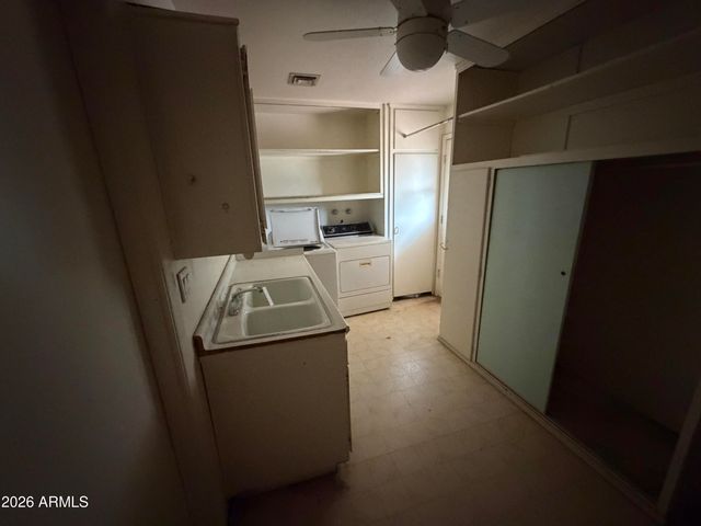 10006 W DESERT FOREST Circle, Sun City, AZ 85351