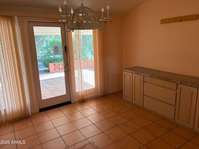 10006 W DESERT FOREST Circle, Sun City, AZ 85351