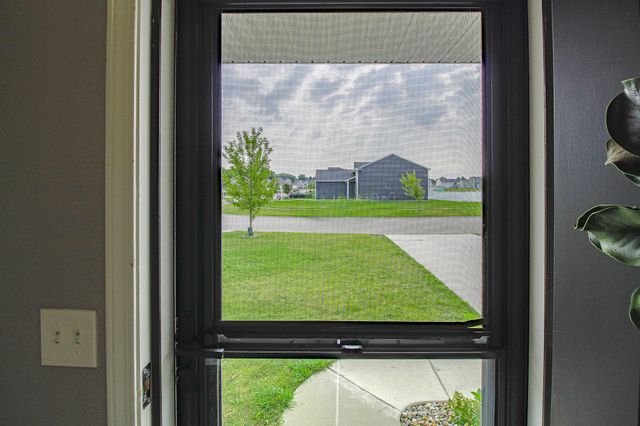 1742 Burr Pond Lane, Vicksburg, MI 49097