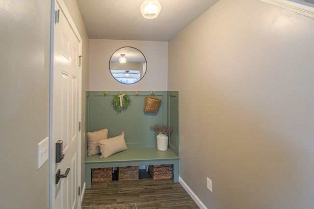 1742 Burr Pond Lane, Vicksburg, MI 49097