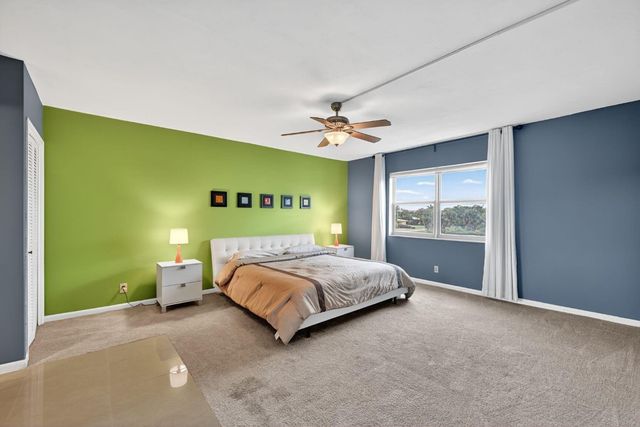 1881 Middle River Drive 301, Fort Lauderdale, FL 33305