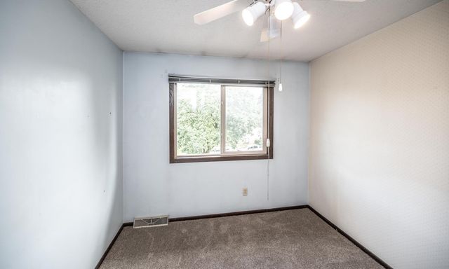 718 Heritage Way, Farmington, MN 55024