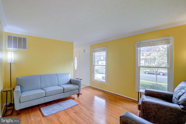 2629 NEW BANNER LN, Herndon, VA 20171