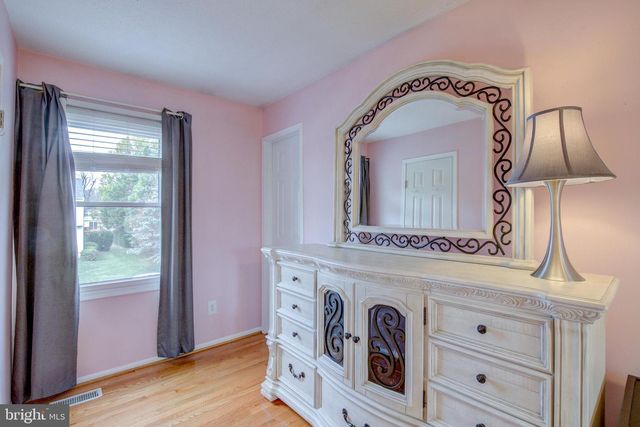 2629 NEW BANNER LN, Herndon, VA 20171