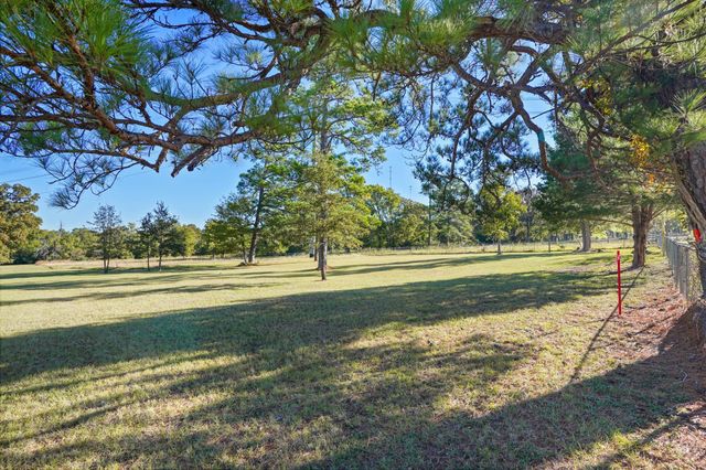 0000 Thompson Road, Willis, TX 77318