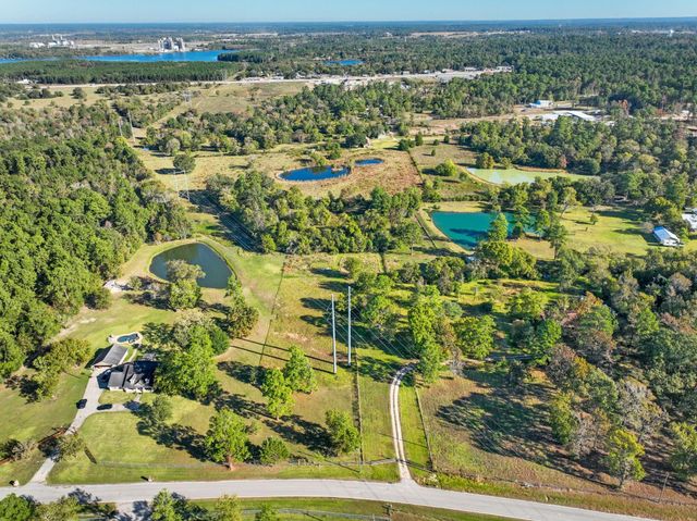 0000 Thompson Road, Willis, TX 77318